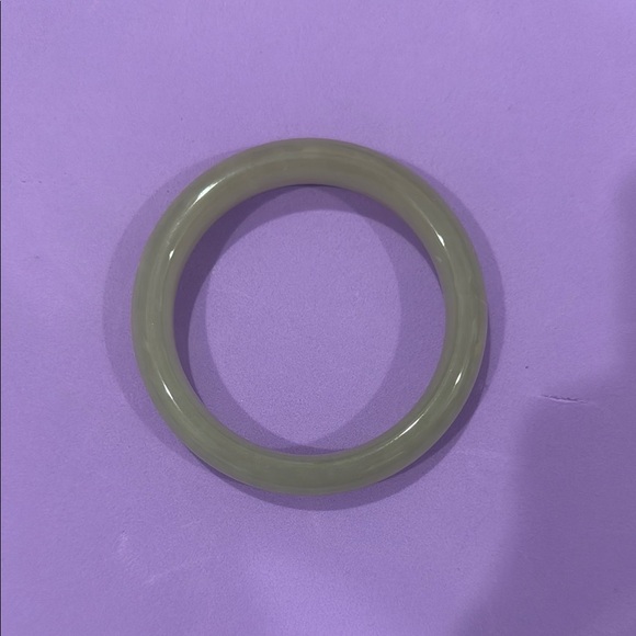 61mm/2.4inch Natural Green Dongling Jade Bangle/Bracelet - Picture 2 of 9